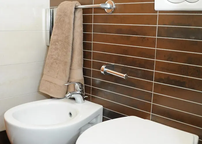 Lanzoni 3* Cervia